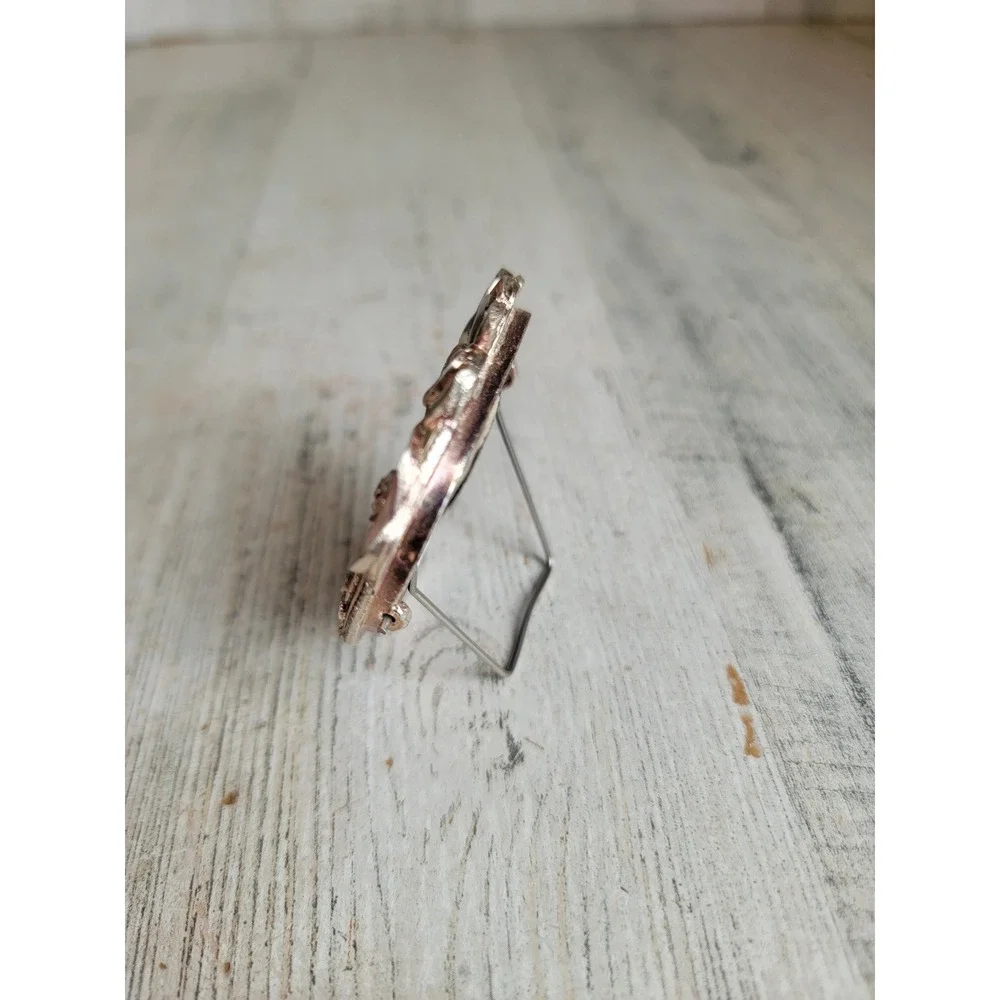Mini silver heart shaped frame vintage metal unique Valentine home decor figure